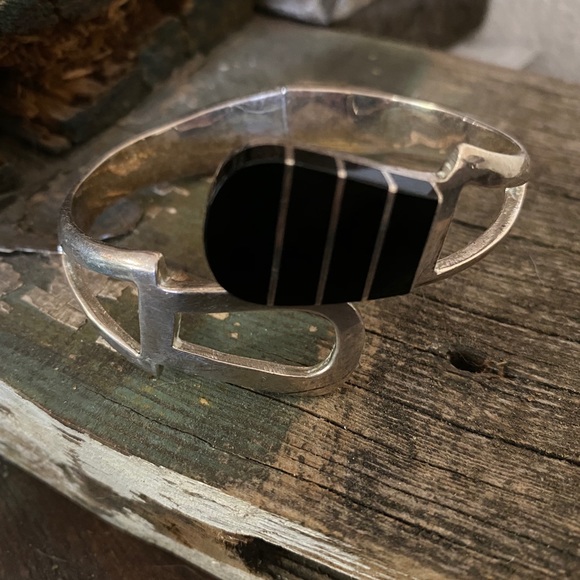 Cuff Bracelet with Black Onyx - Picture 1 of 6